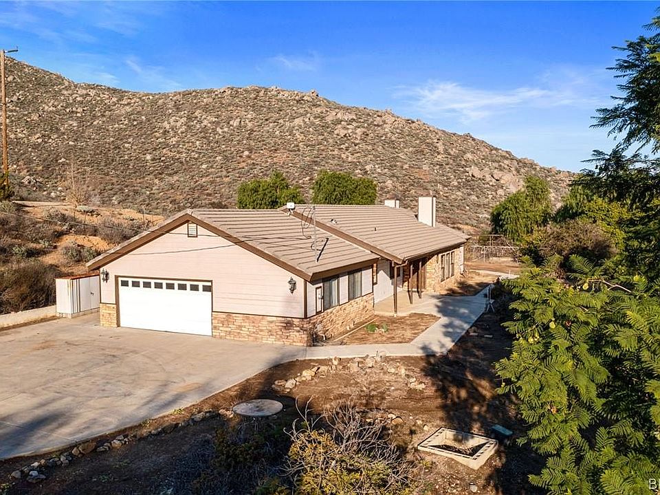 1st image of 30555 Phino Ln