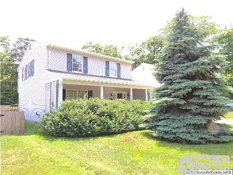 910 Atlantic Ave photo 1