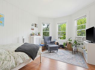 298 Brookline St #2, Cambridge, MA 02139