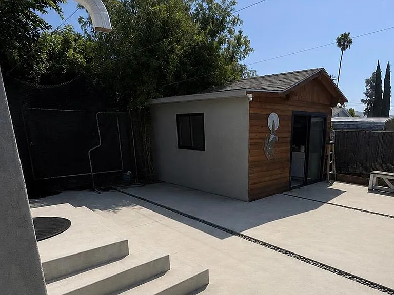 11000 Penrose St — Photo 11