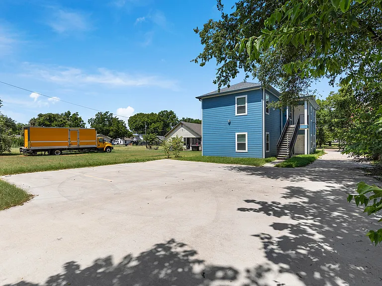 1215 Kellum St #1 — Photo 14