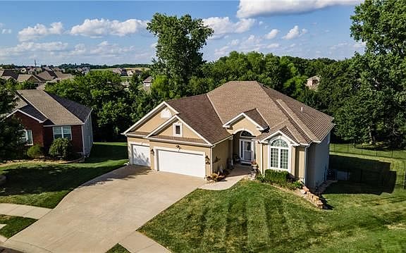 2nd image of 3803 Covington Ct