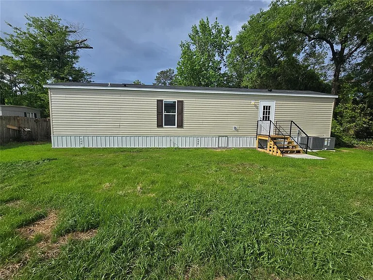 24048 Ermine Rd — Photo 4