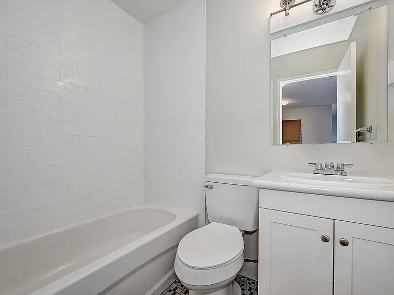 120 Grand Ave — Photo 15
