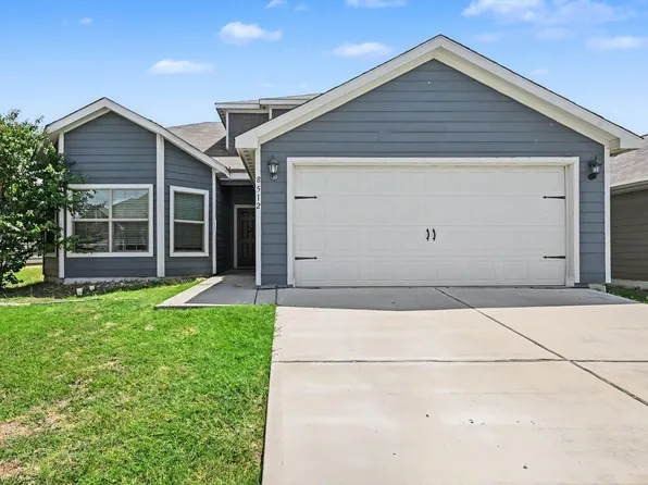 8512 Buck Mountain Pass, Fort Worth, TX 76179