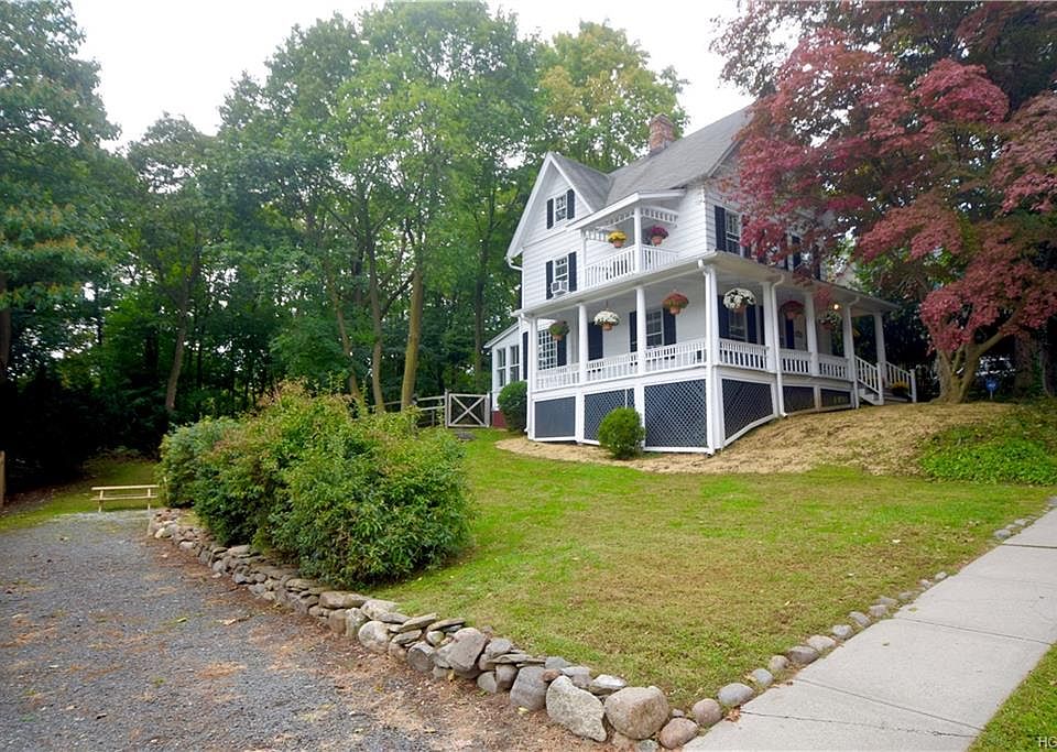 1st image of 115 Castle Heights Ave