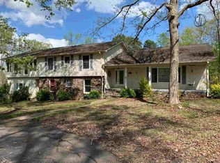 328 Dogwood St, Adamsville, TN 38310