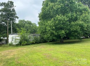 124 Vinson Rd, Statesville, NC 28677