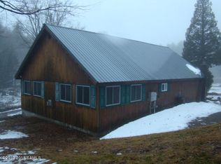 49 Hogtown Rd, Fort Ann, NY 12827