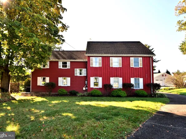 967 Edgewood Rd, Yardley, PA 19067