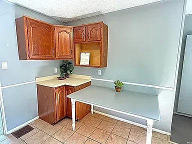 514 S Eastside Dr — Photo 15