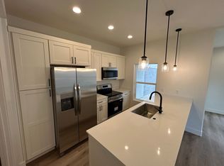 1549 E Mead Ln, Saint George, UT 84770