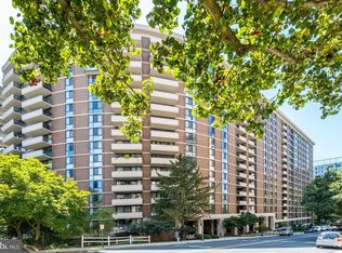 4620 N Park Ave APT 211E, Chevy Chase, MD 20815