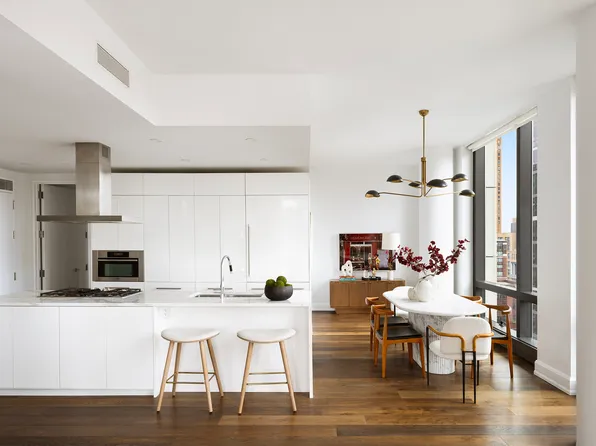 101 Warren Street image 2 of 20