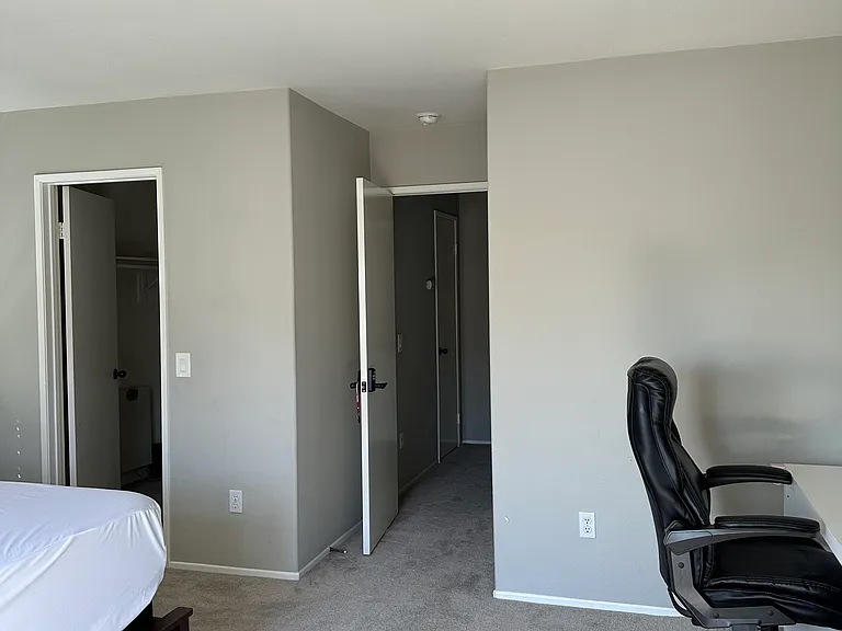 72 Sorenson — Photo 3