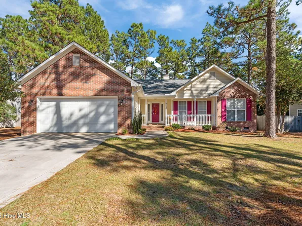 40 Sawmill Road W, Pinehurst, NC 28374