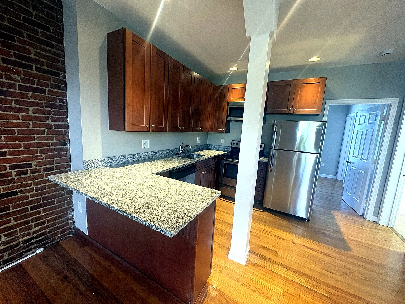 1 bed, $2,300 — Photo 2