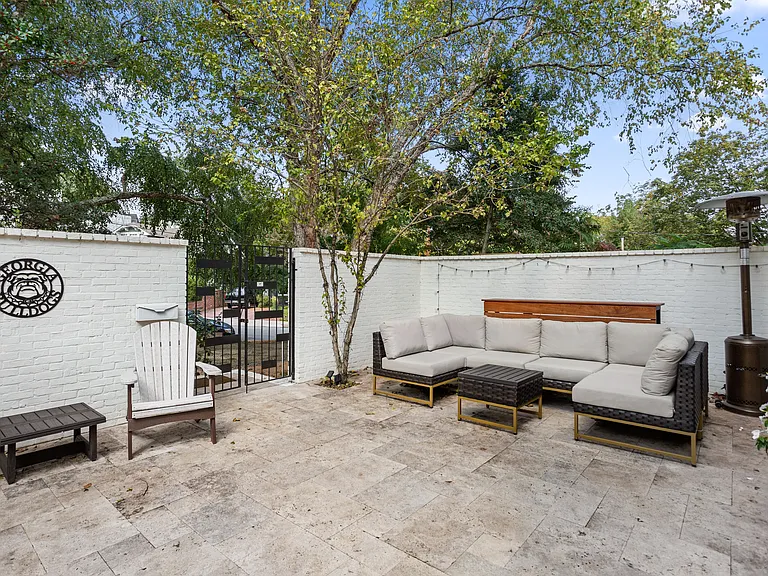 169 17th St NE — Photo 38