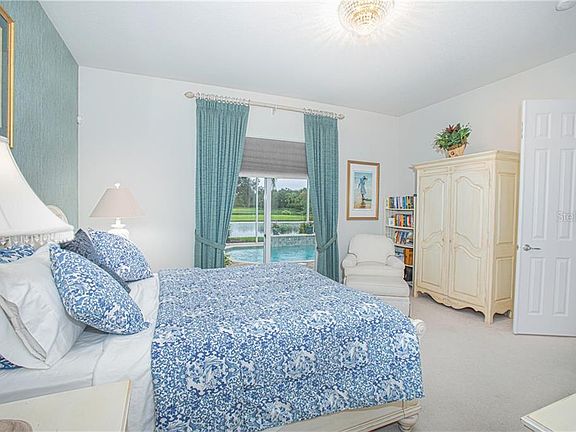 4th image of 11842 Gennaro Ln