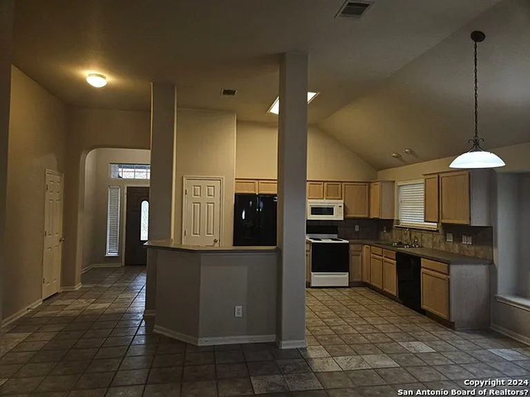 3618 Sage Ridge Dr — Photo 5