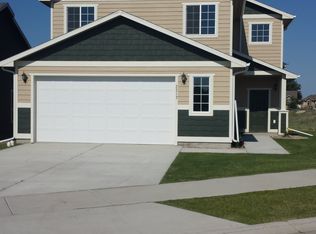 2217 13th Ave E, Williston, ND 58801