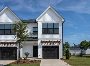38 Curren Dr, Clayton, NC 27520
