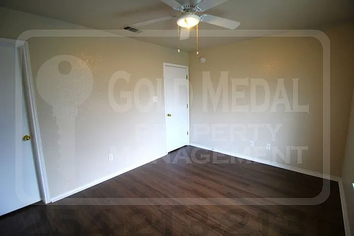 2701 Alma Dr — Photo 15