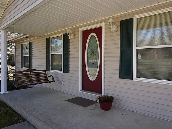 2nd image of 403 E Fairview Ave