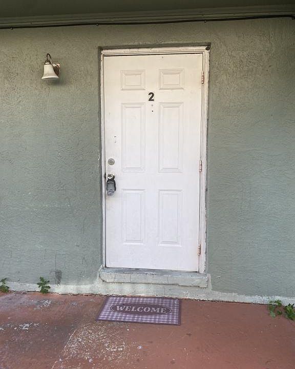 1st image of 730 Michigan Ct