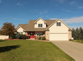 2357 Flagstone Dr, Flushing, MI