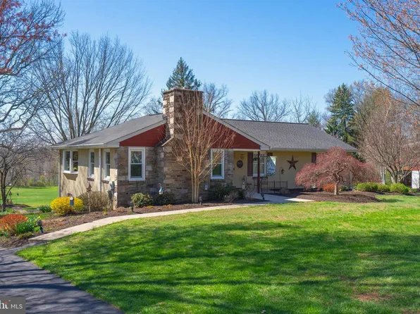 1043 Davis Grove Rd, Ambler, PA 19002