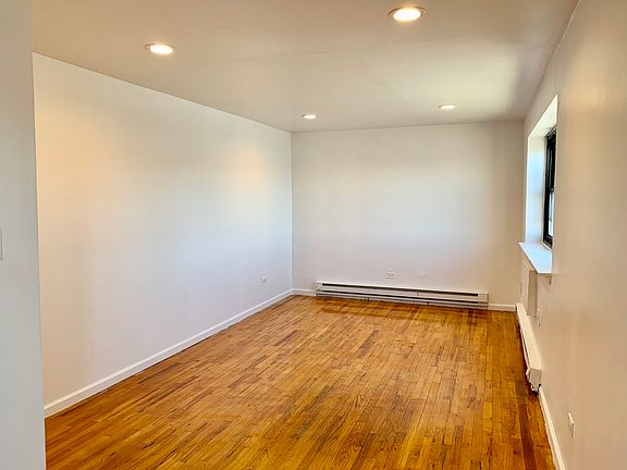 2nd image of 1210 Astoria Park S APT 3J