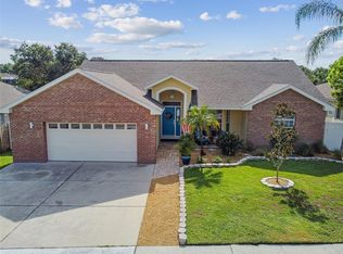 4532 Oak River Cir, Valrico, FL 33596