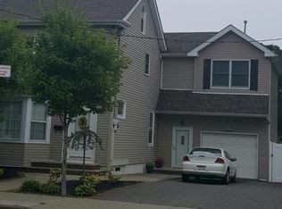 7569 Amboy Rd, Staten Island, NY 10307