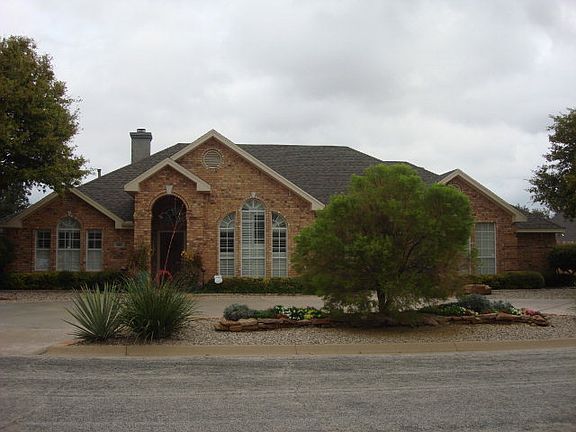 2nd image of 3422 Silver Spur Dr