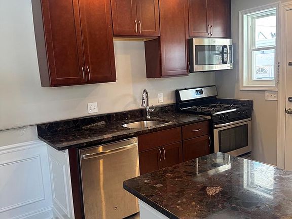 5th image of 2904 Fenimore Rd