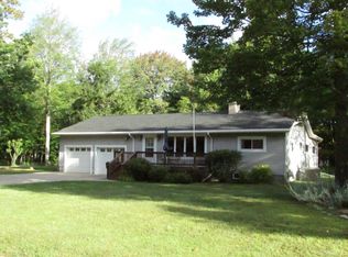 E5176 Wilderness Dr, Au Train, MI 49806