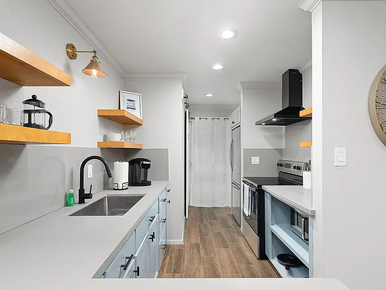 1100 Shasta Ave #6 — Photo 5