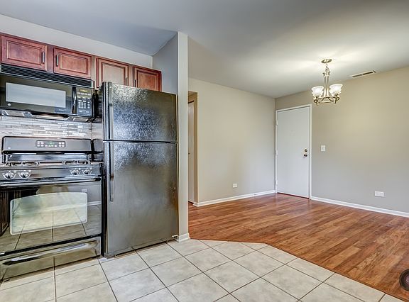 5th image of 2210 Abbeywood Dr APT B