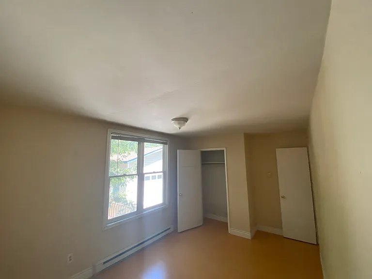 458 N 4th St #2 — Photo 8