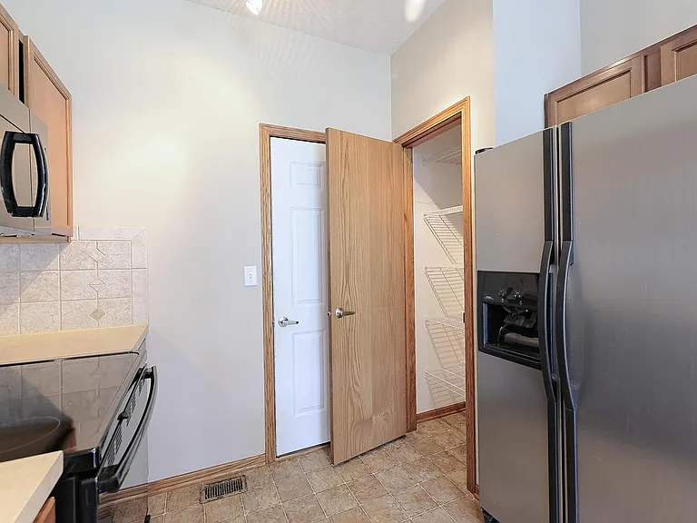 8919 Truchard Rd — Photo 6