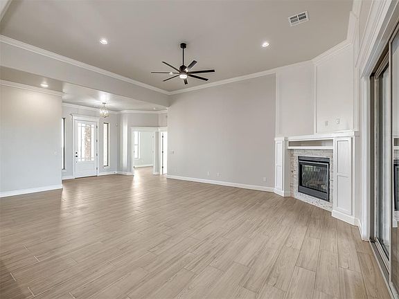 5th image of 7295 Avondale Ln NE