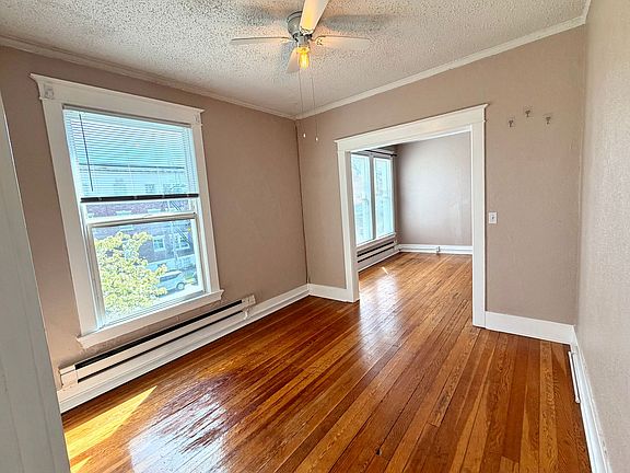 5th image of 1303 Division Ave APT 10