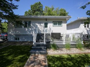 2354 McAra St, Regina, SK S4N2W3