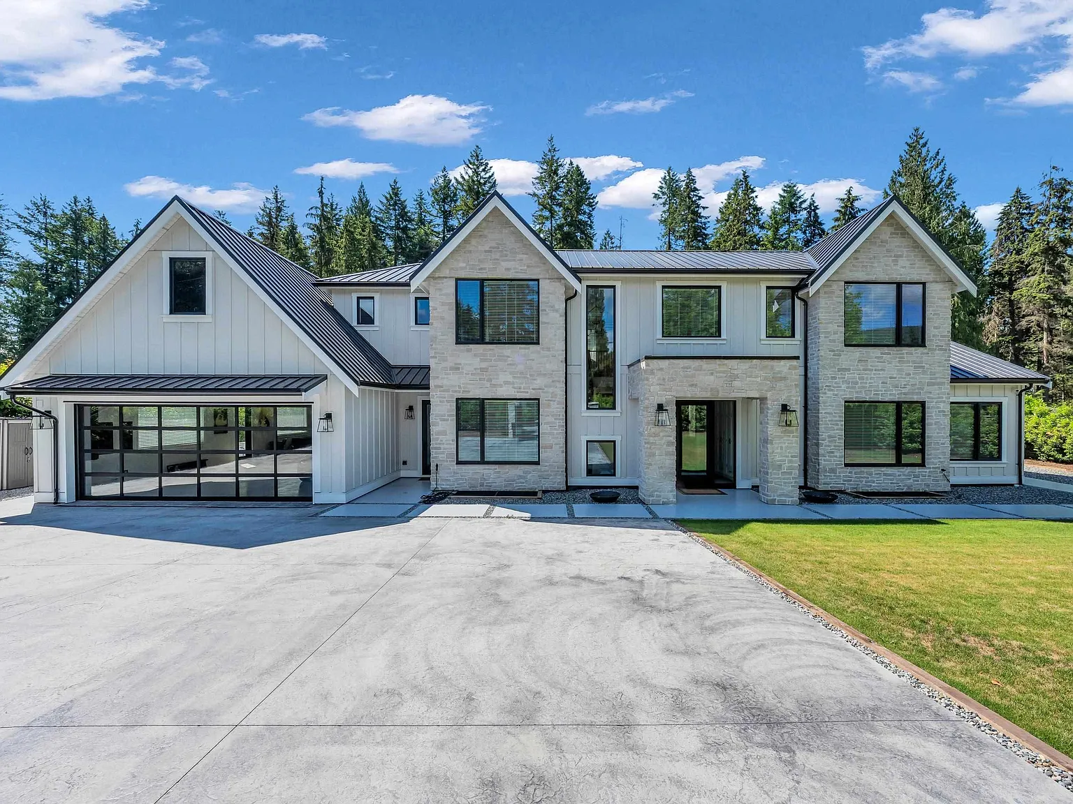 6 bed, 7500 sqft, $37,500 — Photo 1