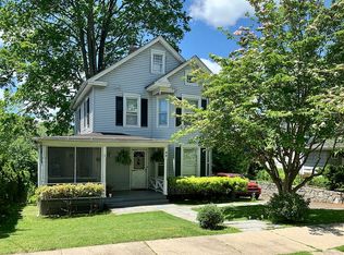 44 Jefferson Ave, Danbury, CT 06810