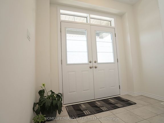 3rd image of 3 McCormack Dr