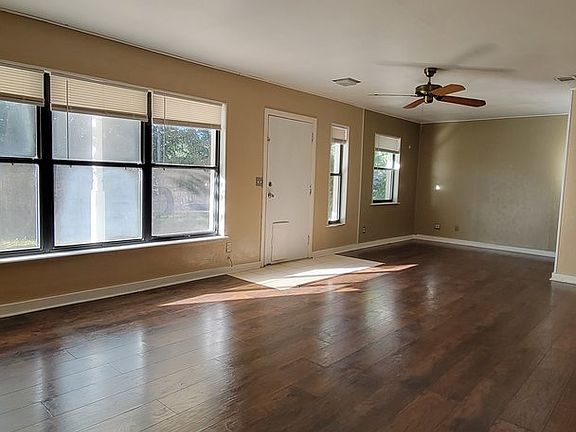 2nd image of 4125 Beach Dr