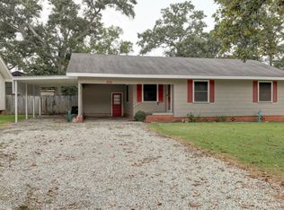 111 Winkler Dr, New Iberia, LA 70560