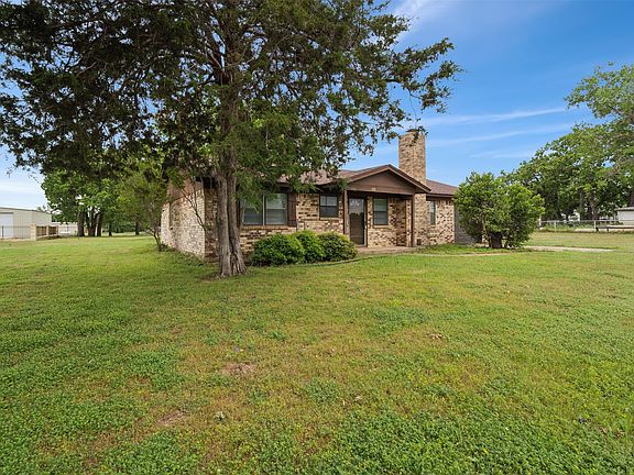 2nd image of 430 County Road 447